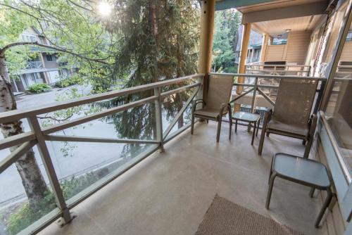 Three-Bedroom Townhome (Unit 26) image 3