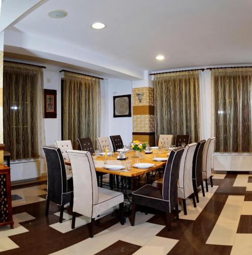 المرافق, Hotel boutique Garden Resort by Brancoveanu in بران