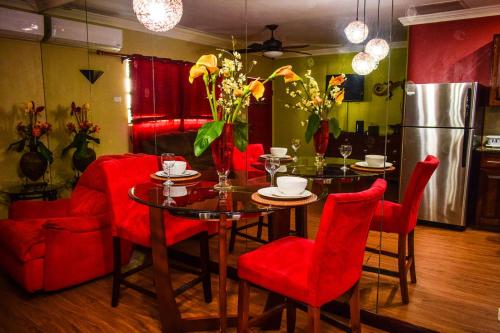 Brownstone Guesthouses Seabeach in Nassau