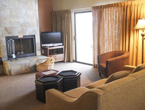 Luxurious Resort Condos on Amazing Lake Chelan - image 5