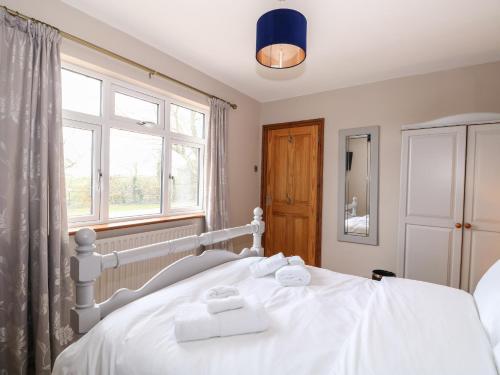 Hall Farm Cottage - image 2