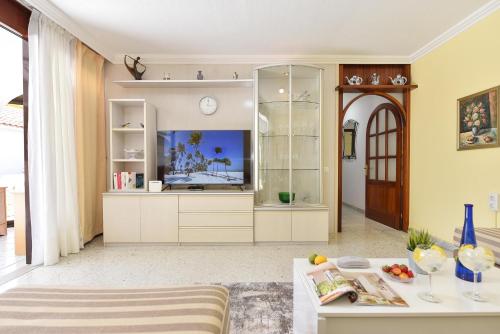 One-Bedroom House image 5