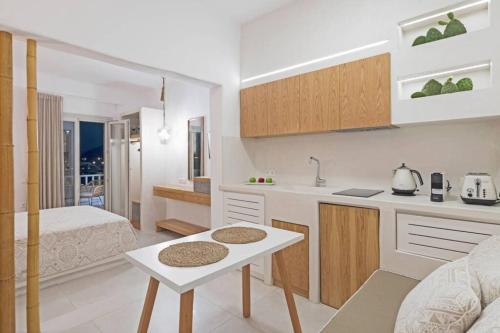 Vivere InBlue - Deluxe apartment over the sea, Pera Gyalos (fotografie 6)