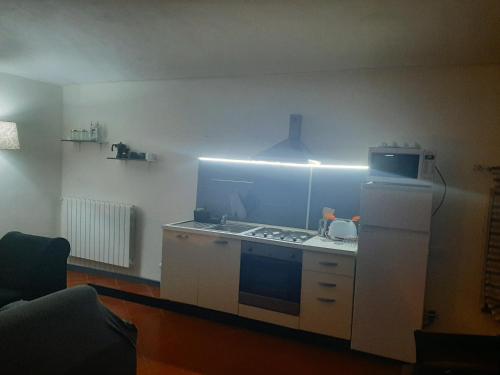 Kitchen, B&B Principe Calaf 3 in Lucca