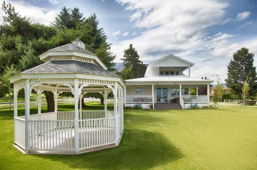 Harmony Meadows Tennis Resort - image 3