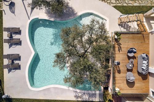 Villa Castelletto heated pool jacuzzi