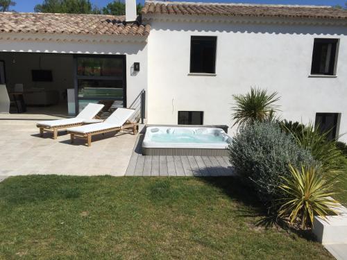 Villa verseaux