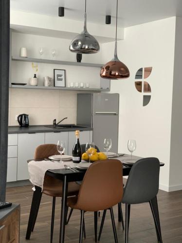 Central Apartments Апартаменти в центрі - image 2