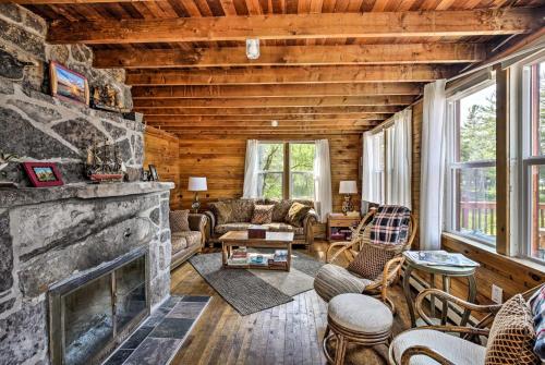 1000 Islands Cabin in Chippewa Bay cabin