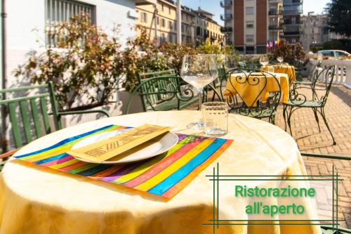 Restaurant, Hotel Torino Royal in Turin