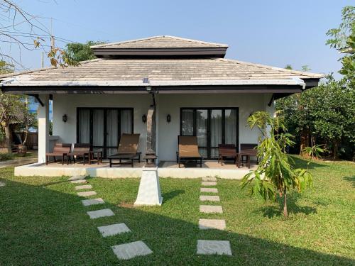 Kao Tao Villa Beach Resort-Hua Hin in Khao Tao