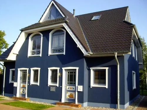 Neue Reihe 11a Haus Ankalath in Zingst, Deutschland