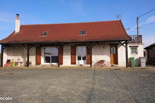 Gîte 14 personnes à la campagne - Location saisonnière - Saint-Ennemond