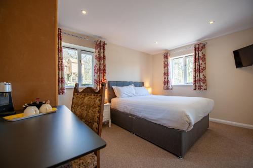 Oakside Lodge Guest House Room Type - Deluxe Double Room