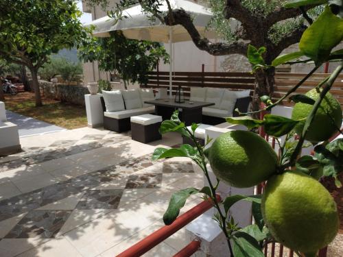 George'sHouses deluxe studio gîte à louer Kotrónion