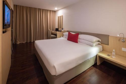 1 queen bed