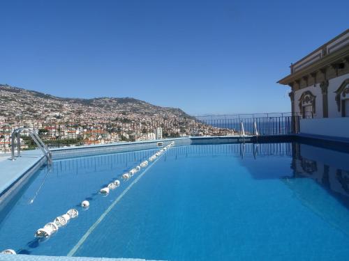 Swimming pool, Hotel Monte Carlo in Madeira Island