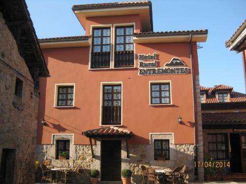  Rural Entremontes, Pension in Corao