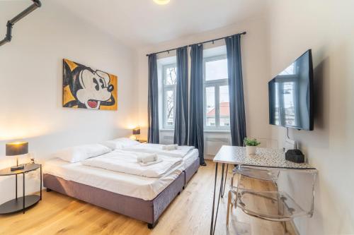 josef's home I Mickey Mouse Apartment, Wiedeń