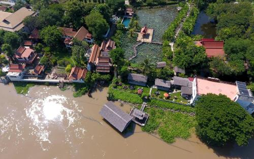 Ayutthaya Garden River Home