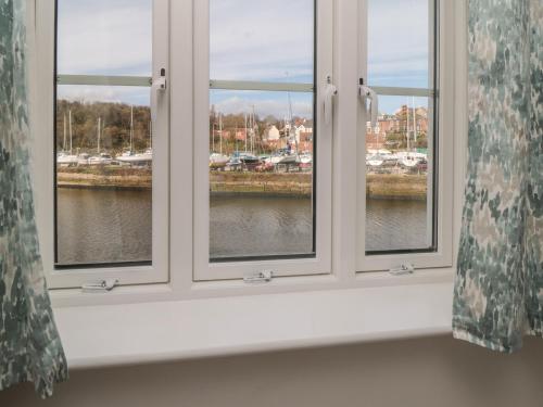 Quayside Haven - image 2