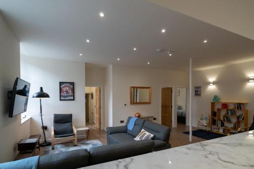 23 Tanners Yard - main image