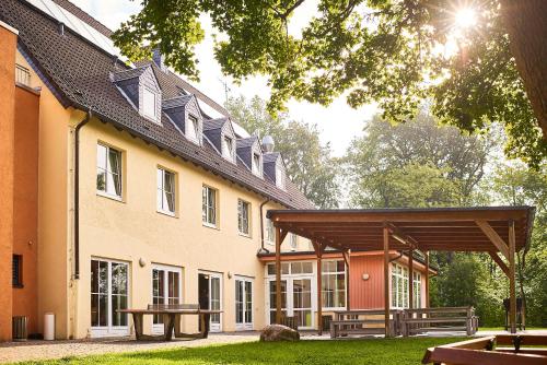 ทัศนียภาพภายนอกโรงแรม, Jugendherberge Detmold in ดิทโมล์ด