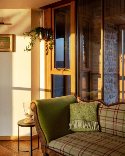 Flint Barns, Rathfinny Wine Estate – Alfriston