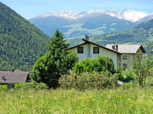  Locazione Turistica Della Cascata - VPE101, Pension in Valpelline bei Bionaz