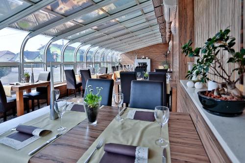 Restaurante, Gostilna in motel Pri Lesniku in Maribor