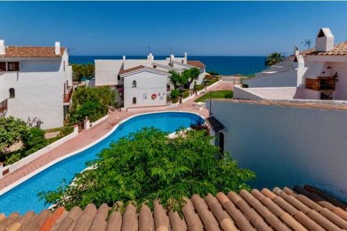MEDDAYS CASAS BLANCAS