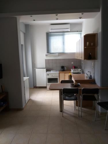 2 bedrooms, 3 beds