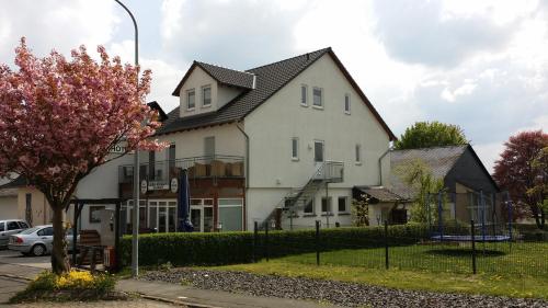 Entrance, Albergo Restaurante Da Franco in Buchenbeuren