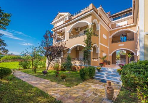 Mavra Elegant Apartments 5