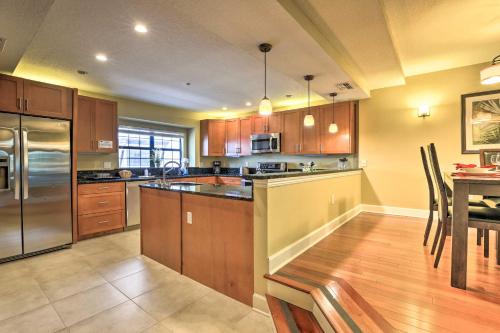Upscale Orlando Home Enjoy Sand Surf and Sun! - image 5