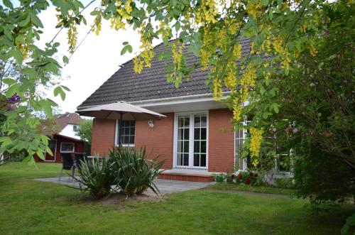 Ferienhaus Wiking Haus - Terrasse und Garten