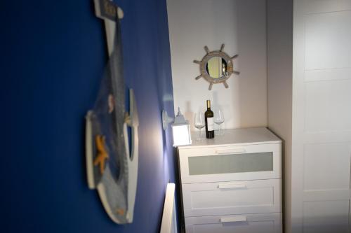 One-Bedroom Apartment image 2