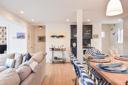 144 Enjoy Three Floors of Premium West End Living in Our Modern Updated Town House - main image