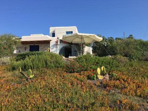  Small Villa for a Family or two couples very close to the sea with awesome view in Krotiri