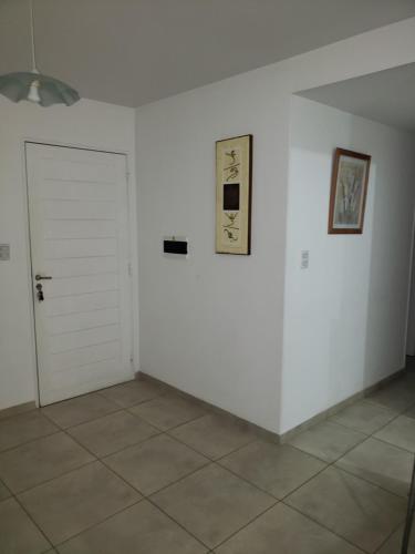 Apartment image 3