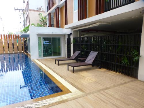 1 Double bedroom Apartment with Swimming pool security and high speed WiFi