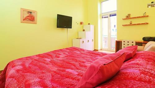 Double bedroom apartment on great location with balcony!! - image 2
