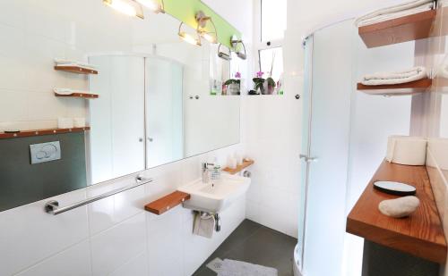 Double bedroom apartment on great location with balcony, Split (Foto 7)