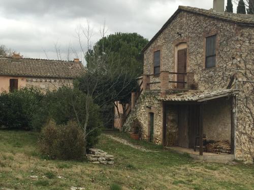 Silence and relaxation in the woods of Umbria