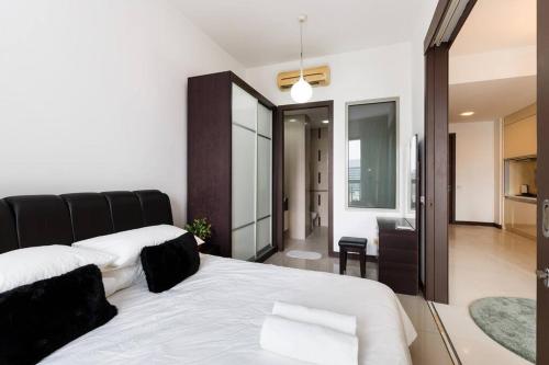 Suite Opposite KLCC l Marc Residence