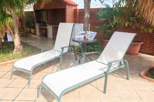 Luxury villa in Playa Honda - image 11