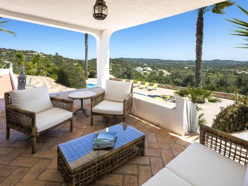 Villa Quinta Tropical - beautiful villa for 12 with private pool AC and Wifi - image 3