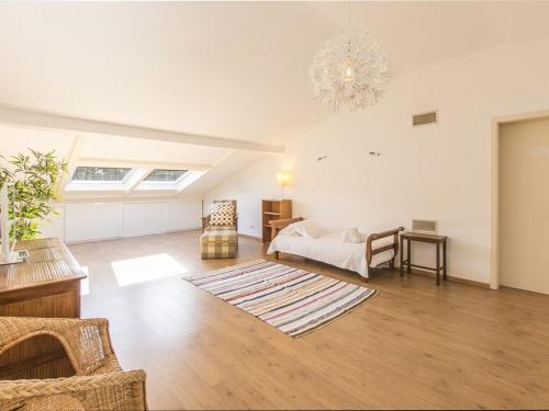 Villa Cedro Ouro - Traditional Portuguese 4 Bedroom Villa in Quiet Area - Private Heated Swimming Po - main image