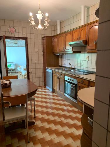 Villa Entre Encinas in Moralina