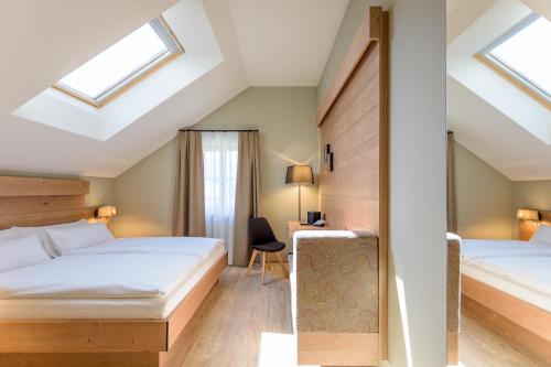 293434801 Boutique Hotel Sunrose 7 - Gourmet & SPA